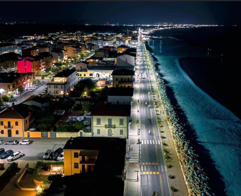 Villino La Perla Azzurra- Marina Di Pisa Villa Екстериор снимка